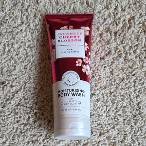 Bath And Body Works Japenese Cherry Blossom Moisturizing Body Wash